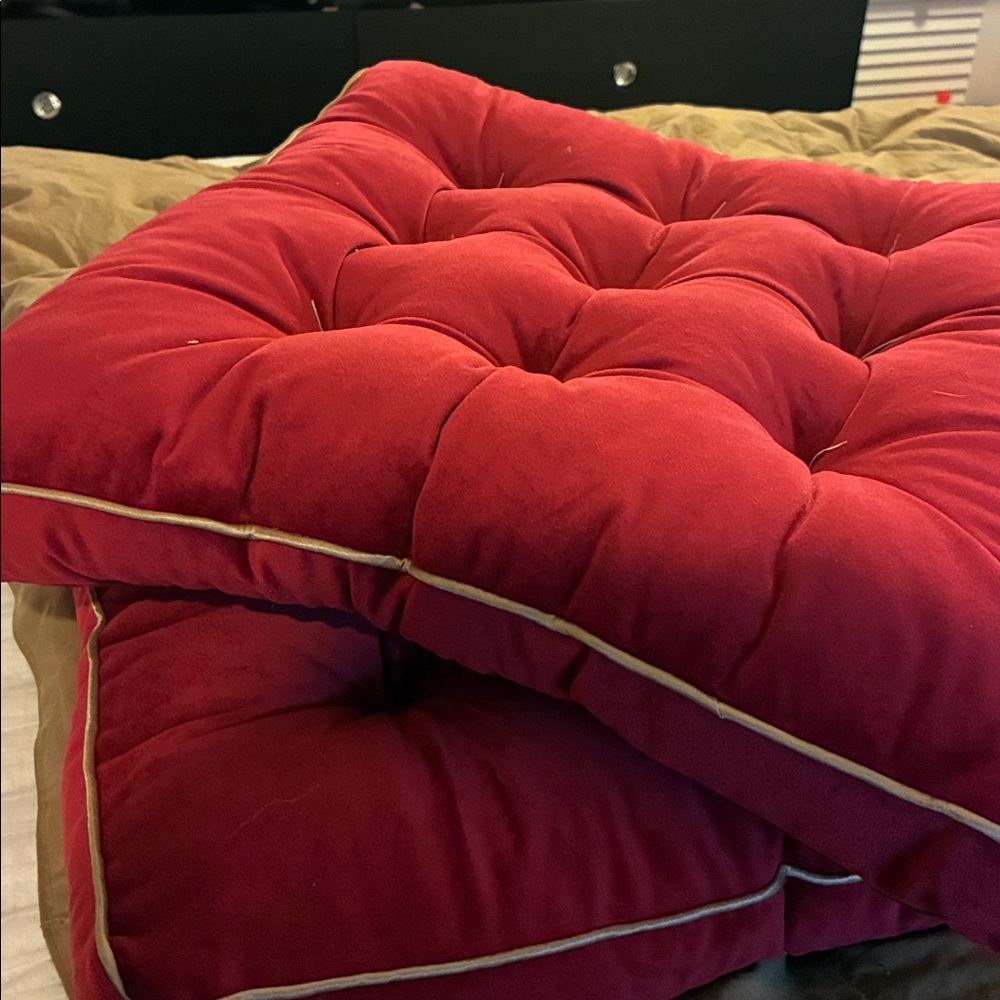 Luxurious Red Tufted Pillows - Picture 3 of 4